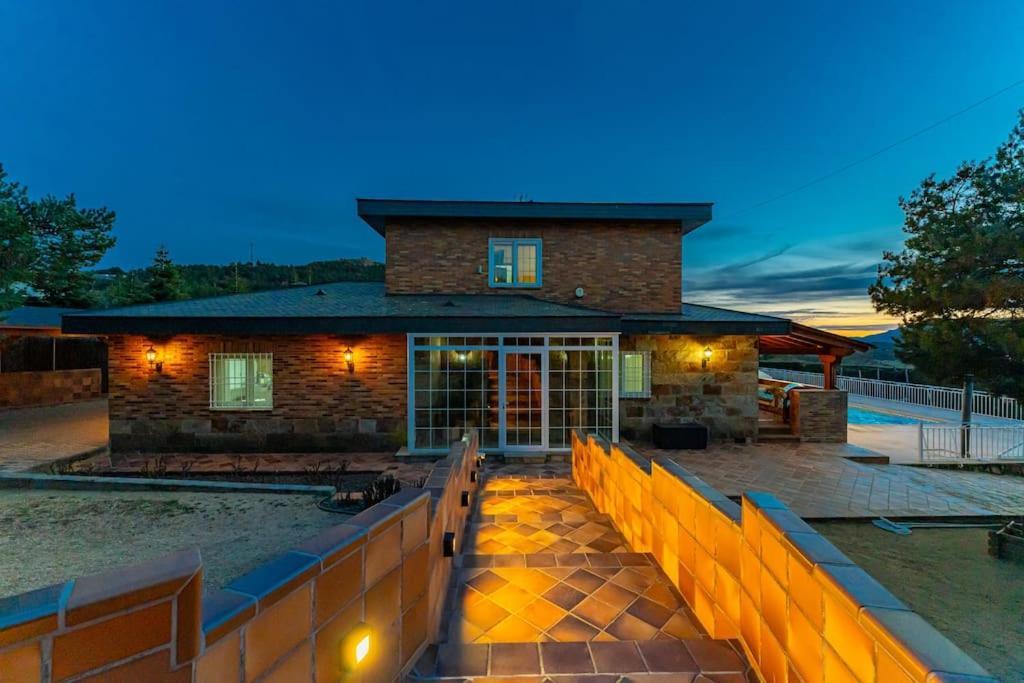 El Jardin De Estrella Villa Navacerrada Buitenkant foto